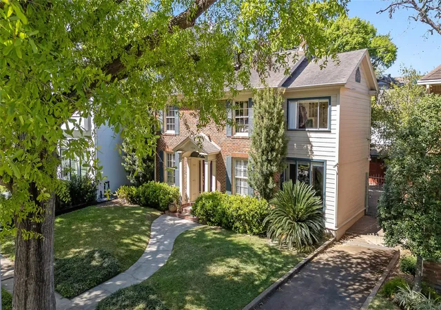 1st image of 1534 Harold St, Houston, TX 77006 | MLS# 85234599