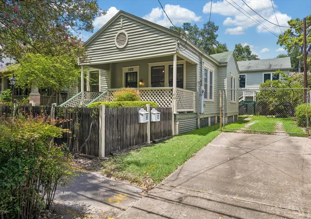 3rd image of 123 Parkview St, Houston, TX 77009 | MLS# 42720385