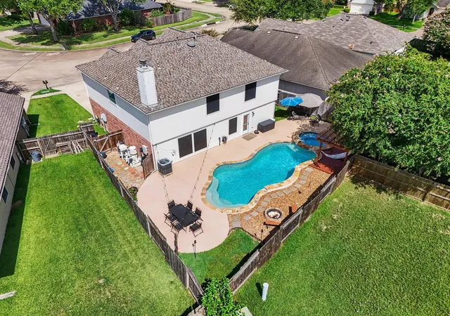 1st image of 2890 Colony Cone Cir, Dickinson, TX 77539 | MLS# 56625368