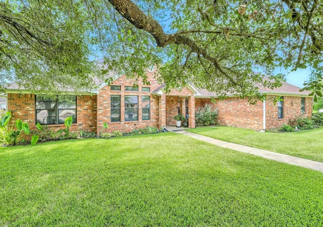 2nd image of 408 Aspen Bend St, Crockett, TX 75835 | MLS# 71053833