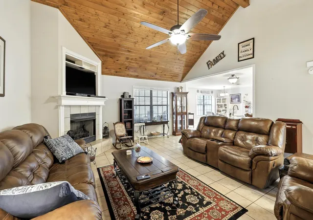 3rd image of 408 Aspen Bend St, Crockett, TX 75835 | MLS# 71053833