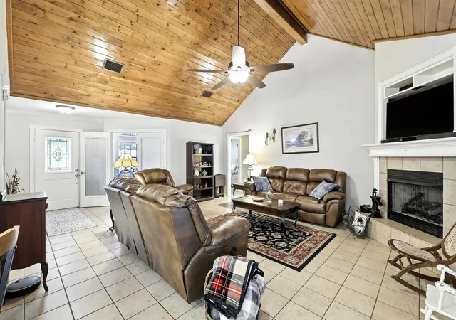 4th image of 408 Aspen Bend St, Crockett, TX 75835 | MLS# 71053833