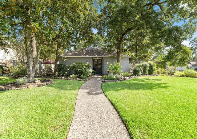 Photo 1 of Single family home for sale at 10823 Dunbrook Dr, Houston, TX 77070 | MLS# 324111 | Listing updated on 2026-08-17