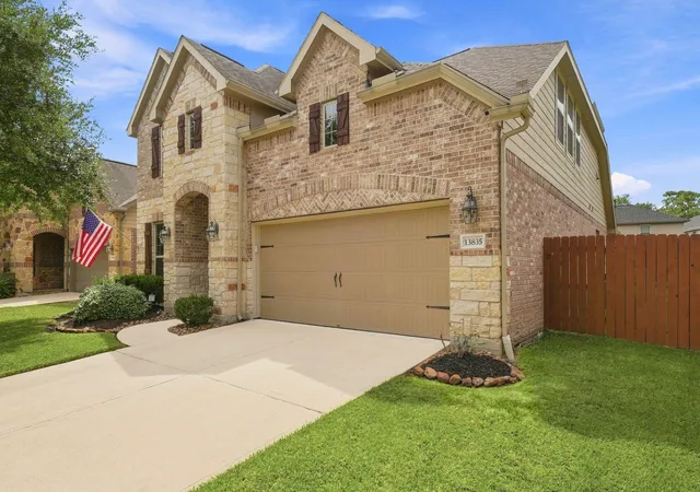 3rd image of 13835 Slate Mountain Ln, Houston, TX 77044 | MLS# 28244591
