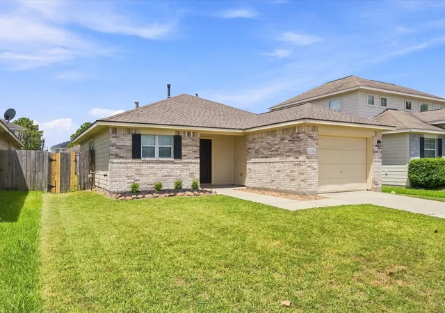 Photo 4 of Single family home for sale at 21139 Grandin Wood Ct, Humble, TX 77338 | MLS# 76938137 | Listing updated on 2026-09-01