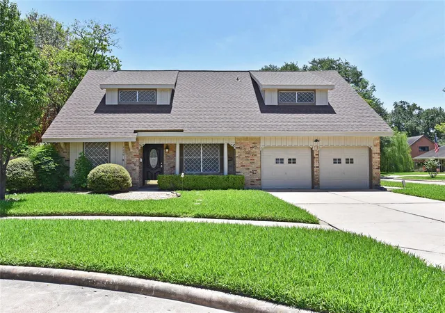 Photo 1 of Single family home for sale at 9226 Theysen Dr, Houston, TX 77080 | MLS# 84931547 | Listing updated on 2026-08-22