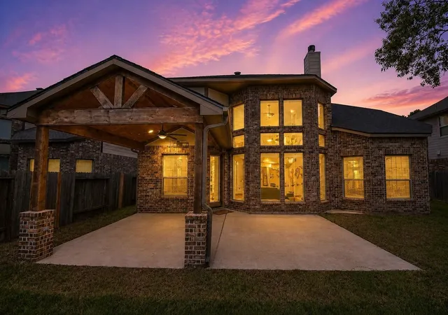 2nd image of 13914 Palmer Glen Ln W, Houston, TX 77044 | MLS# 74112921