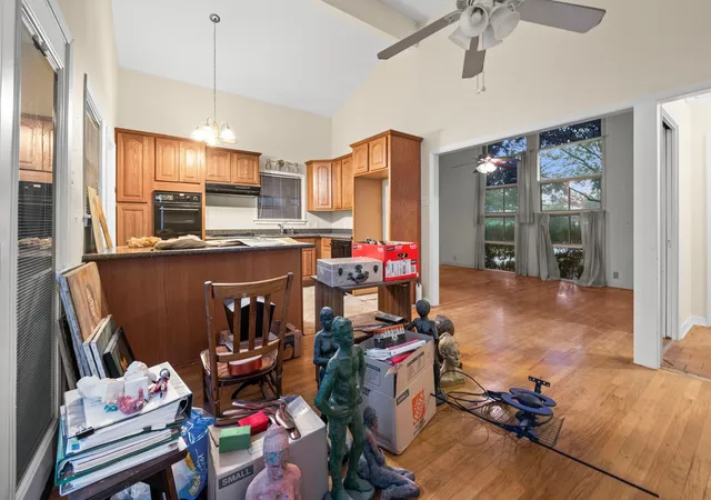 3rd image of 7511 Dearborn St, Houston, TX 77055 | MLS# 57050433