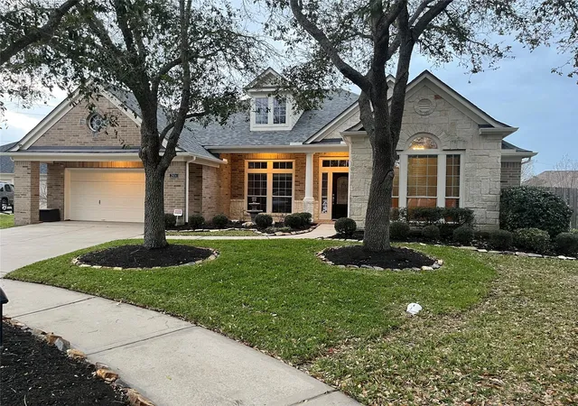 2nd image of 2904 Lakemist Ct, League City, TX 77573 | MLS# 56686921