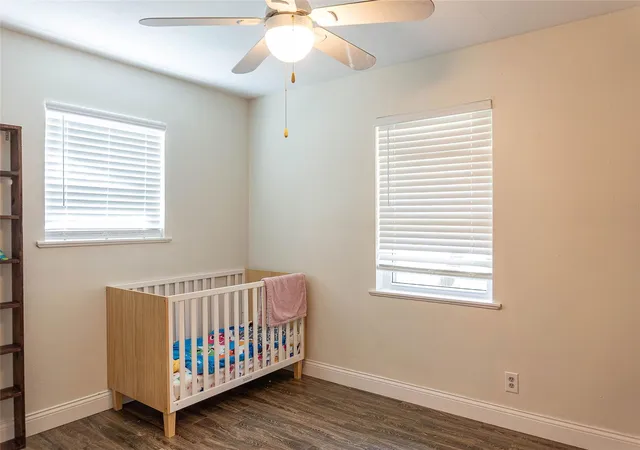 Photo 3 of Single family home for sale at 302 Oak Ln, Village Mills, TX 77663 | MLS# 25892820 | Listing updated on 2026-08-11