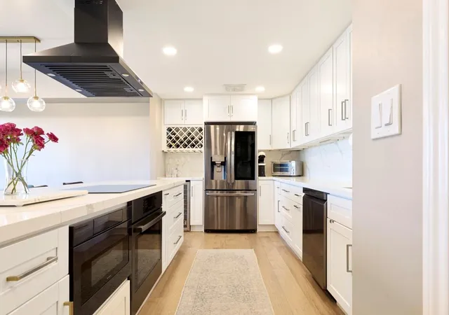 3rd image of 2001 Holcombe Blvd #3303, Houston, TX 77030 | MLS# 94151393