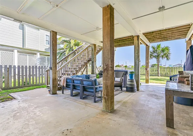 Photo 4 of Single family home for sale at 22521 Vista Del Mar, Galveston, TX 77554 | MLS# 52891926 | Listing updated on 2026-09-19