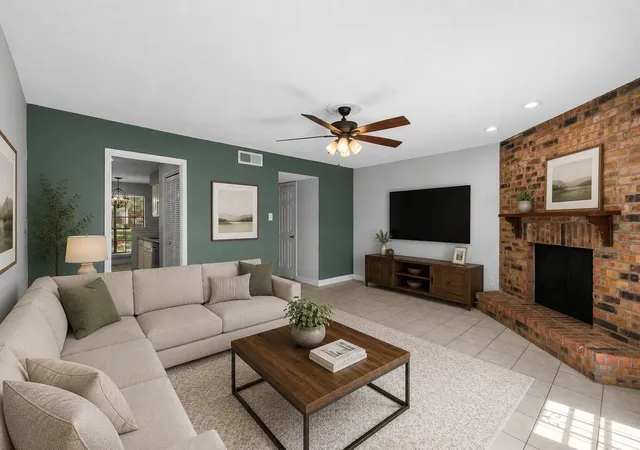 Photo 1 of Sale Pending at 10324 Longmont Dr #47/6, Houston, TX 77042 | MLS# 74348751 | Listing updated on 2026-10-08