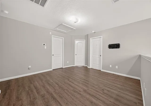 2nd image of 12042 Powderhorn Ln, Pinehurst, TX 77362 | MLS# 91871911