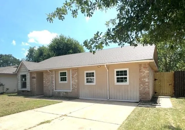 Photo 1 of Single family home for sale at 7735 Whispering Wood Ln, Houston, TX 77086 | MLS# 19414501 | Listing updated on 2026-08-29