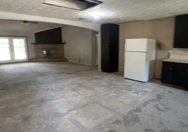 Photo 4 of Single family home for sale at 7735 Whispering Wood Ln, Houston, TX 77086 | MLS# 19414501 | Listing updated on 2026-08-29