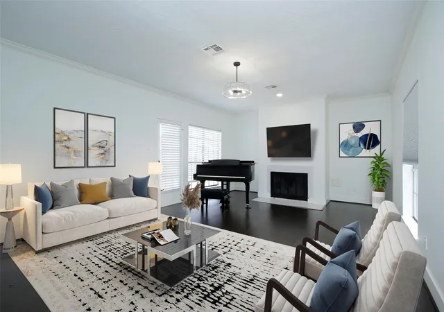 1st image of 8006 Albin Ln, Houston, TX 77071 | MLS# 89097206