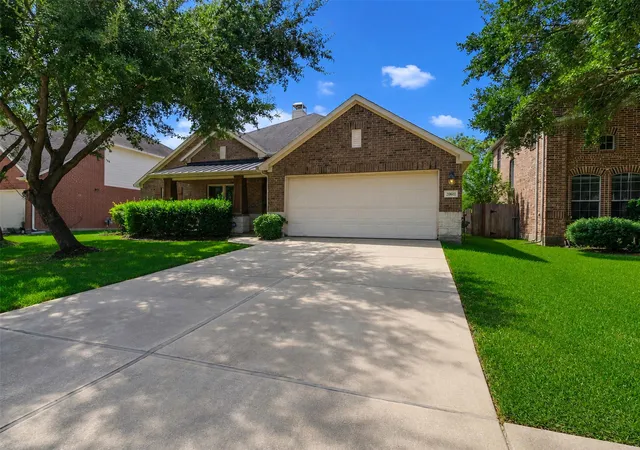 Photo 2 of Single family home for sale at 20611 Garden Ridge Cyn, Richmond, TX 77407 | MLS# 32904752 | Listing updated on 2026-09-19
