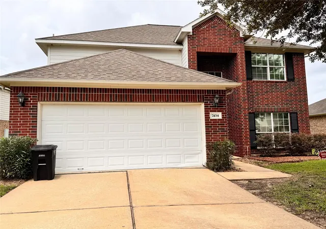 Single family home for sale at 7434 Garland Mist Ln, Richmond, TX 77407 | MLS# 94609147