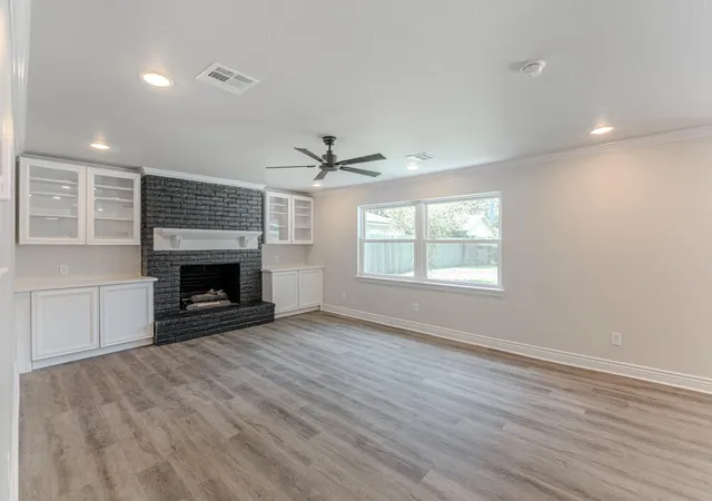 5th image of 2206 Thousand Pines Dr, Kingwood, TX 77339 | MLS# 7467726