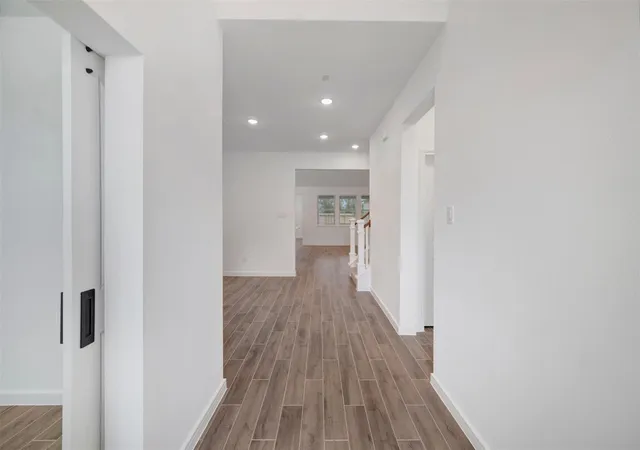 Photo 3 of Single family home for sale at 12926 Old Fashion Cir, Mont Belvieu, TX 77535 | MLS# 43779024 | Listing updated on 2026-10-20