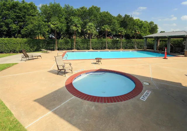 46th image of 604 Harborside Wy, Kemah, TX 77565 | MLS# 81499649