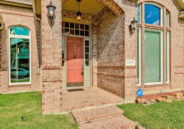 2nd image of 6220 Regina Ln, Beaumont, TX 77706 | MLS# 91511812