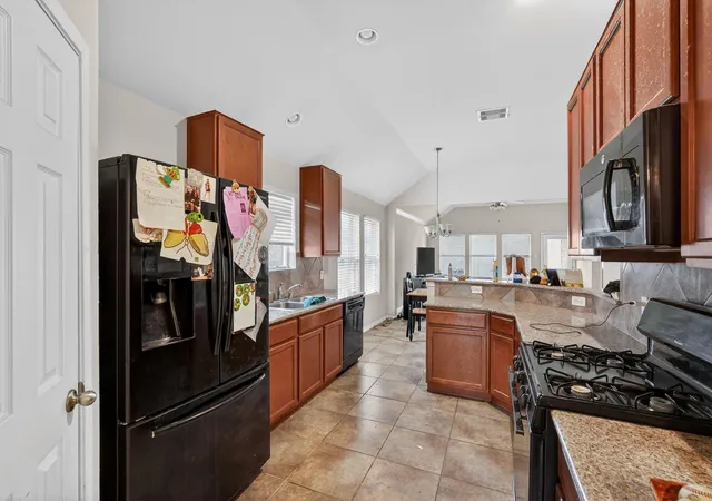 4th image of 12206 Zenith Ridge Wy, Humble, TX 77346 | MLS# 18160273