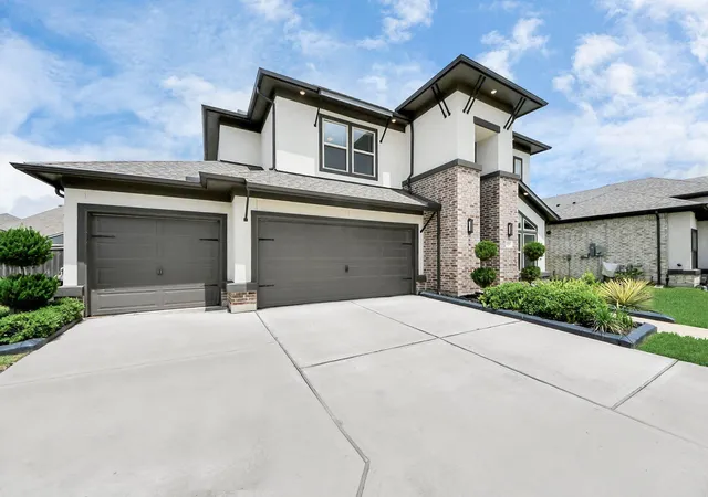 2nd image of 30706 Thicket Court, Fulshear, TX 77441 | MLS# 86865779