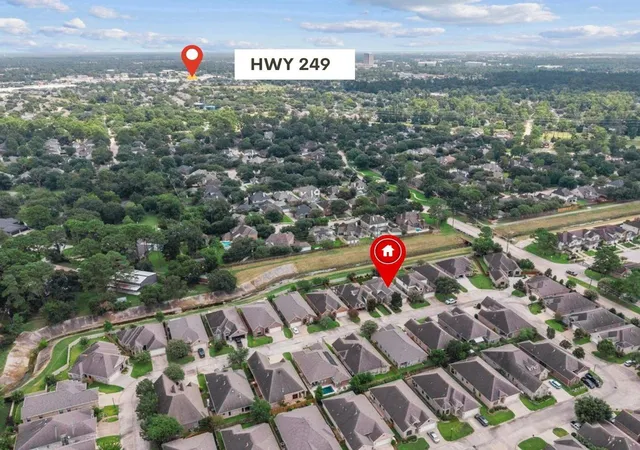 Photo 3 of Sale Pending at 16331 Jordyn Lake Dr, Tomball, TX 77377 | MLS# 41472557 | Listing updated on 2026-09-21