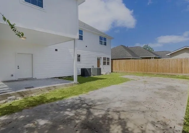 29th image of 3925 Mckinley, Houston, TX 77051 | MLS# 74226230