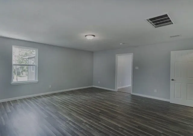 3rd image of 3925 Mckinley, Houston, TX 77051 | MLS# 74226230
