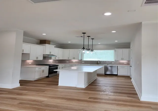 5th image of 10926 Ivyridge Rd #B, Houston, TX 77043 | MLS# 19916792