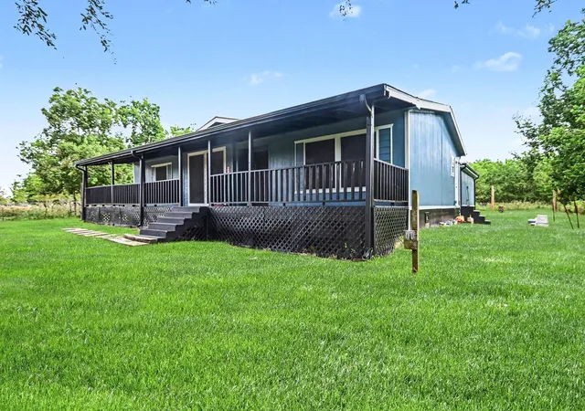 3rd image of 2925 Fm 2917, Alvin, TX 77511 | MLS# 35053855