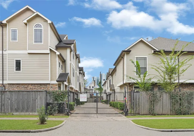 1st image of 2414 Calumet St #B, Houston, TX 77004 | MLS# 873602