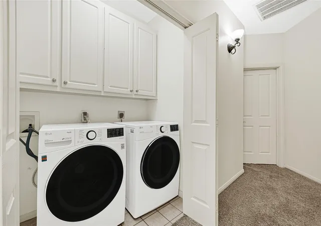 27th image of 2414 Calumet St #B, Houston, TX 77004 | MLS# 873602