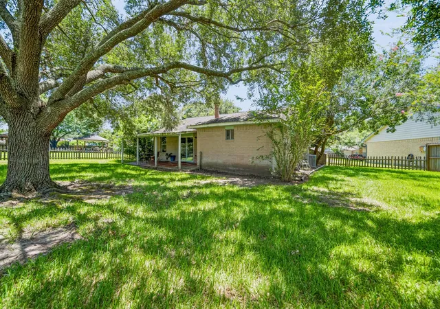 24th image of 2508 Knoxville Dr, League City, TX 77573 | MLS# 83579885