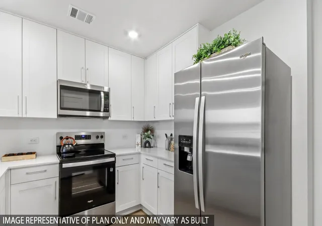 Photo 3 of Single family home for sale at 17306 N Baron Kingsale Pl, Conroe, TX 77306 | MLS# 77070052 | Listing updated on 2026-09-04
