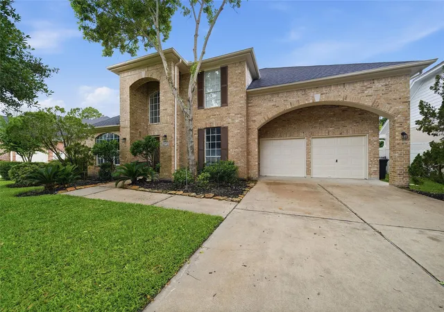 2nd image of 4102 Belvoir Park Dr, Katy, TX 77450 | MLS# 69954543