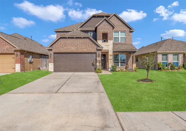 Photo 1 of Single family home for sale at 2119 Pacific Loon Ln, Conroe, TX 77385 | MLS# 63251803 | Listing updated on 2026-09-12