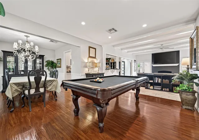 Photo 4 of Sale Pending at 1814 Antigua Ln, Houston, TX 77058 | MLS# 97906362 | Listing updated on 2026-09-16