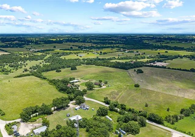 Photo 3 of Single family home for sale at 2623 Salem Rd, Brenham, TX 77833 | MLS# 10976263 | Listing updated on 2026-08-17