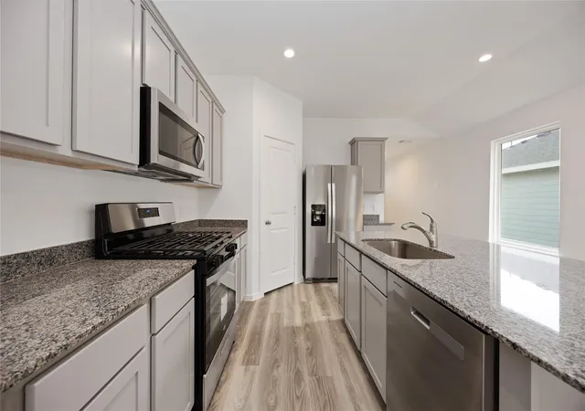 3rd image of 5208 Purple Beebalm Wy, Houston, TX 77048 | MLS# 45261064