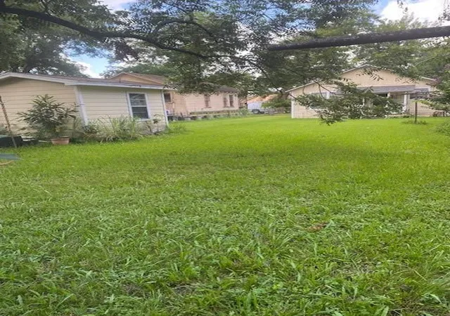 6th image of 1611 6th St, Rosenberg, TX 77471 | MLS# 44907737