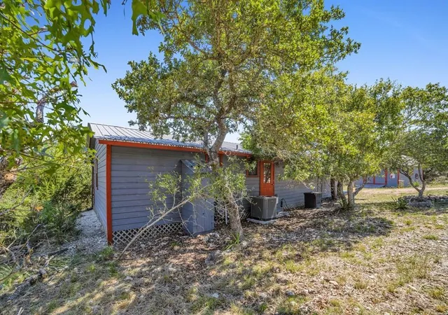4th image of 117 Ancient Coast Rd, Fredericksburg, TX 78624 | MLS# 98008462