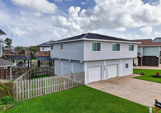 3rd image of 1751 Tiki Dr, Galveston, TX 77554 | MLS# 5163471