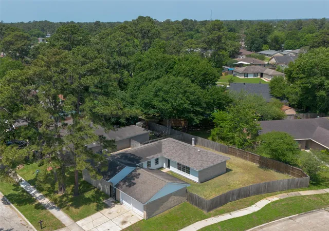 Photo 3 of Single family home for sale at 6023 Knotty Post Ln, Spring, TX 77373 | MLS# 94538122 | Listing updated on 2026-08-24