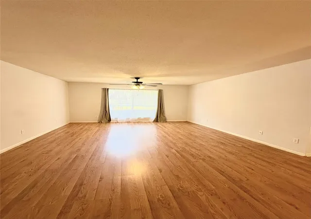 Photo 3 of Condo for sale at 14555 Wunderlich Dr #2001, Houston, TX 77069 | MLS# 92032760 | Listing updated on 2026-09-17