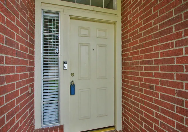 5th image of 5013 Parkcrest Dr, La Porte, TX 77571 | MLS# 74463751