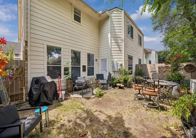 Photo 21 of Townhouse for sale at 7426 Hollister Spring, Houston, TX 77040 | MLS# 7189333 | Listing updated on 2026-09-17